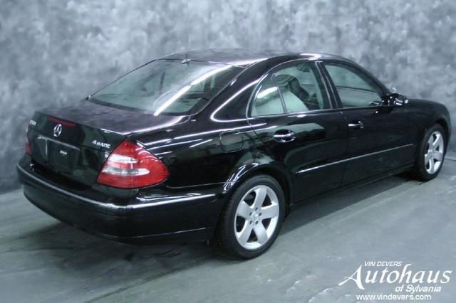 Mercedes-Benz E Class 2006 photo 3