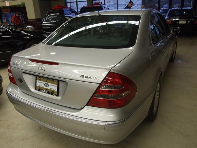 Mercedes-Benz E Class 2006 photo 3