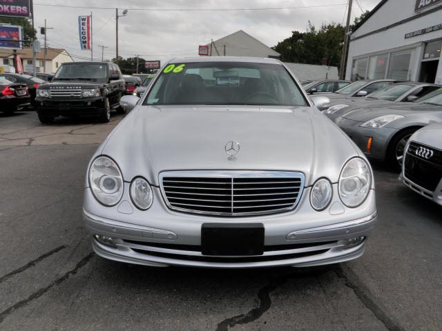 Mercedes-Benz E Class 2006 photo 1