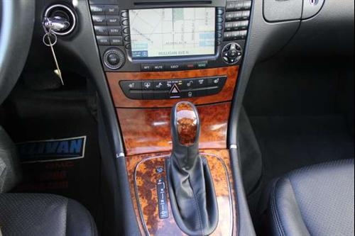 Mercedes-Benz E Class 2006 photo 2