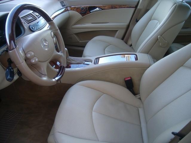 Mercedes-Benz E Class 2007 photo 4