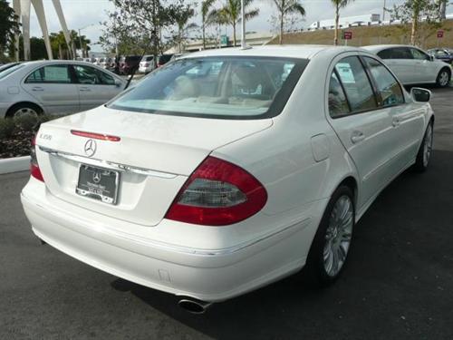 Mercedes-Benz E Class 2007 photo 4