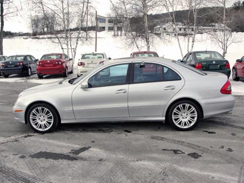 Mercedes-Benz E Class 2007 photo 1
