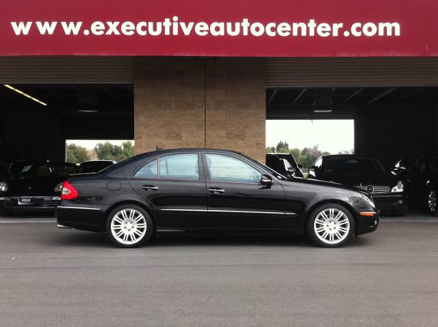 Mercedes-Benz E Class 4dr Sdn GLS Turbo Manual Sedan