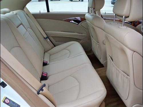 Mercedes-Benz E Class 2007 photo 1