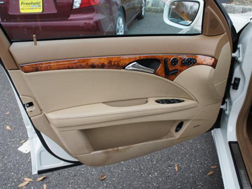 Mercedes-Benz E Class 2007 photo 4
