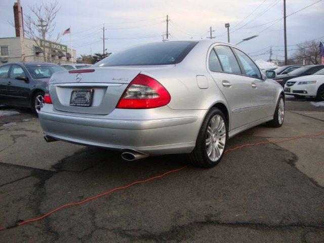Mercedes-Benz E Class 2007 photo 3