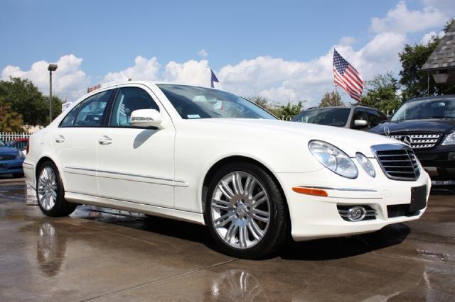 Mercedes-Benz E Class 2007 photo 2