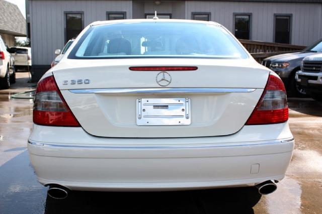 Mercedes-Benz E Class 2007 photo 3