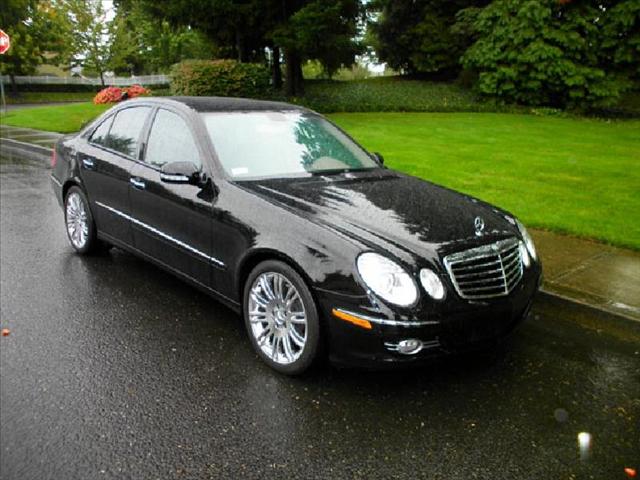 Mercedes-Benz E Class 2007 photo 2