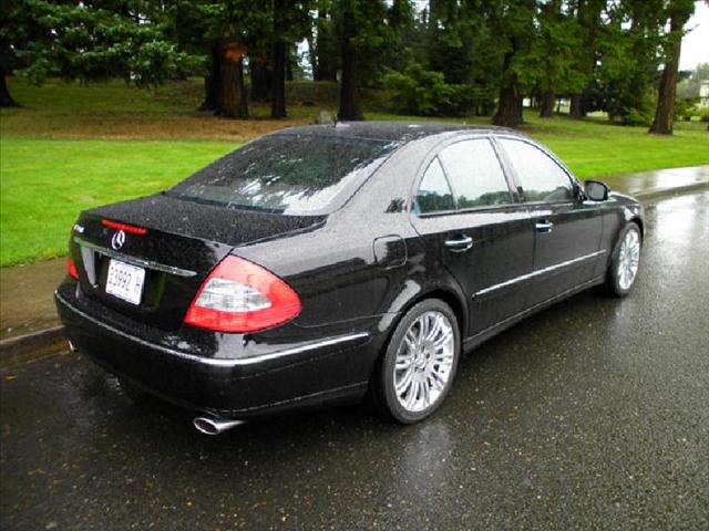 Mercedes-Benz E Class 2007 photo 3