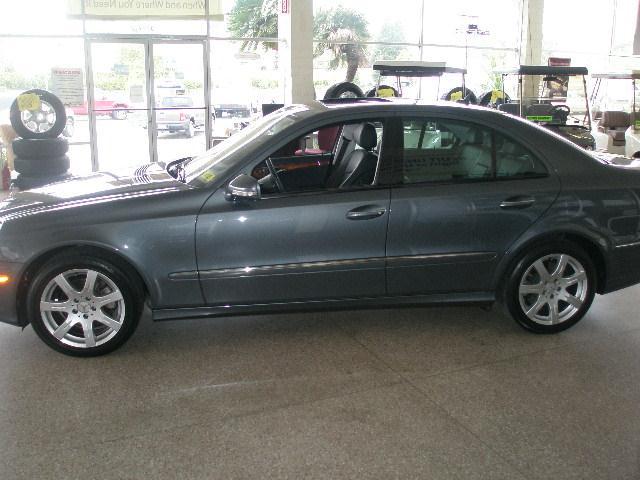 Mercedes-Benz E Class 2007 photo 1