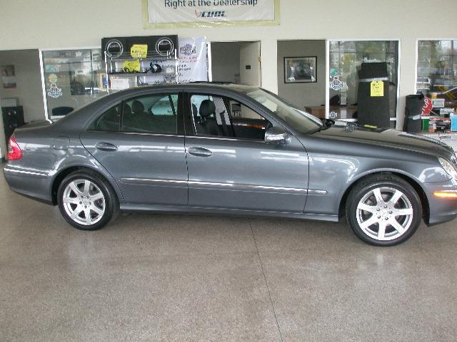 Mercedes-Benz E Class 2007 photo 5