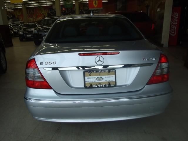 Mercedes-Benz E Class 2007 photo 3