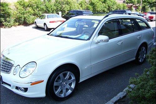 Mercedes-Benz E Class 2007 photo 4