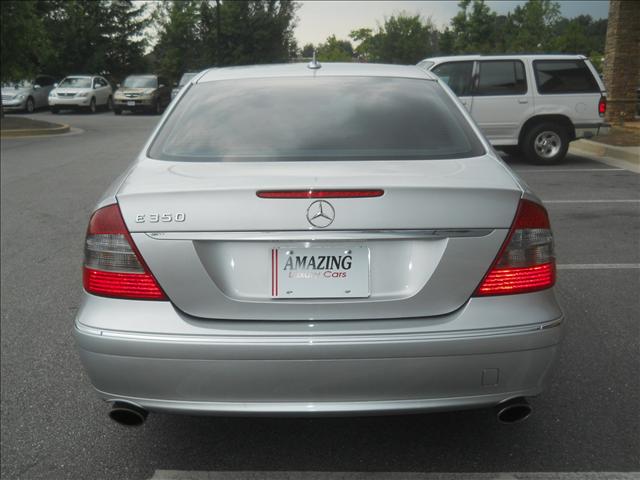 Mercedes-Benz E Class 2007 photo 3