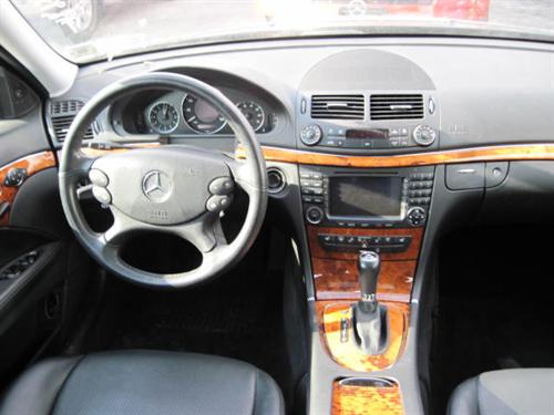 Mercedes-Benz E Class 2007 photo 4