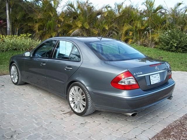Mercedes-Benz E Class 2007 photo 5