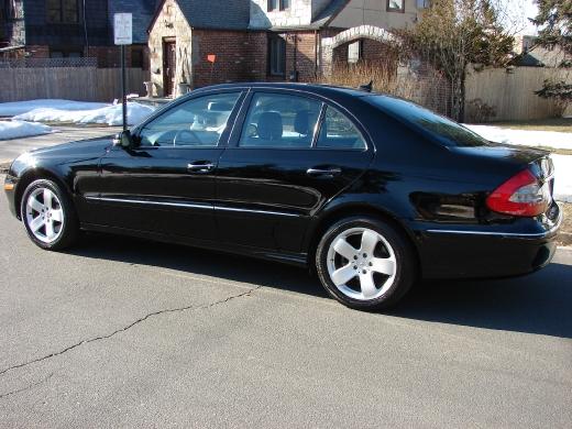 Mercedes-Benz E Class 2007 photo 4