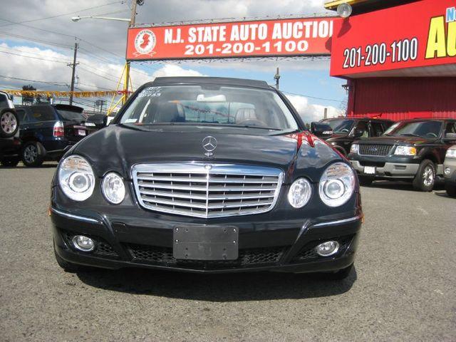 Mercedes-Benz E Class 2007 photo 2