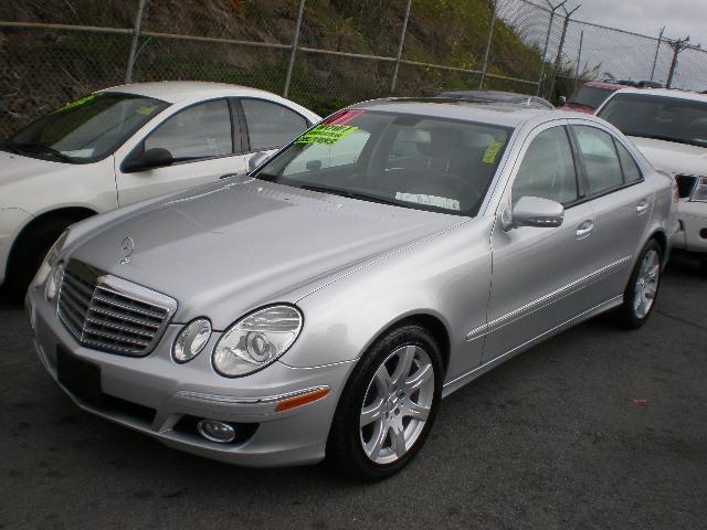 Mercedes-Benz E Class 2007 photo 1