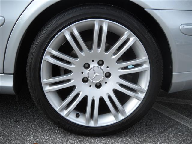Mercedes-Benz E Class 2007 photo 5