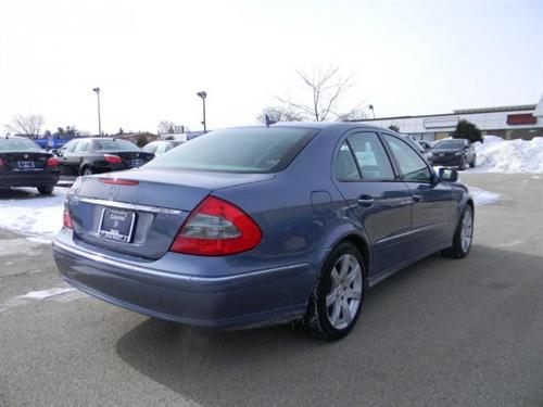 Mercedes-Benz E Class 2007 photo 3