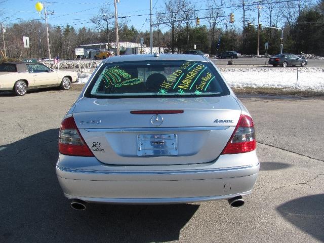 Mercedes-Benz E Class 2007 photo 3