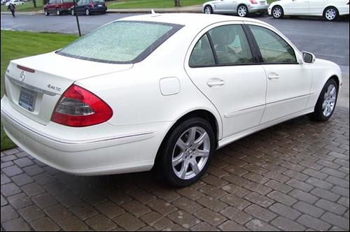 Mercedes-Benz E Class 2007 photo 2