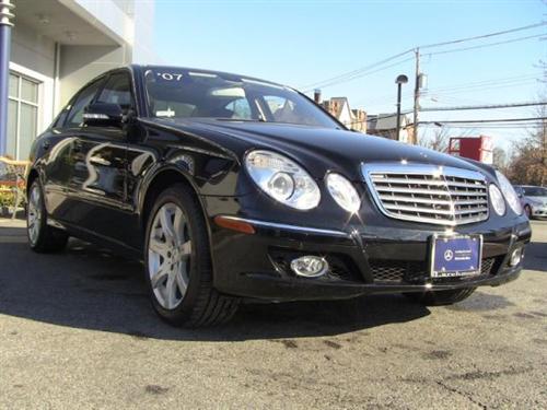 Mercedes-Benz E Class 2007 photo 3