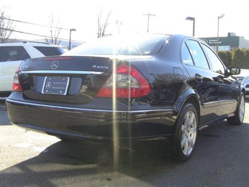 Mercedes-Benz E Class 2007 photo 4