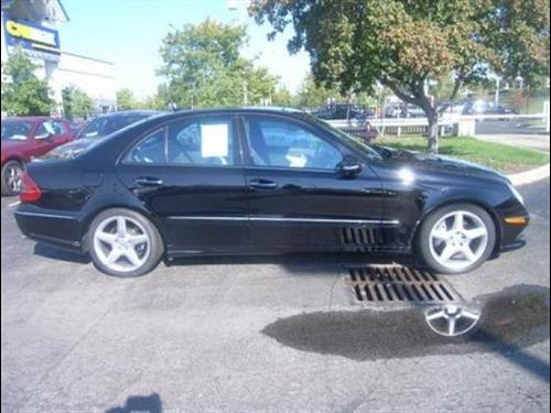Mercedes-Benz E Class 2007 photo 1