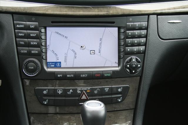 Mercedes-Benz E Class 2007 photo 4