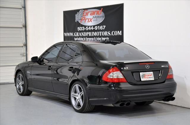 Mercedes-Benz E Class 2007 photo 3