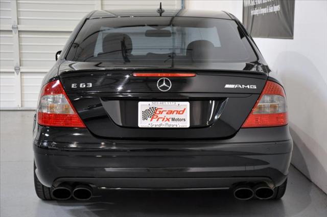 Mercedes-Benz E Class 2007 photo 4