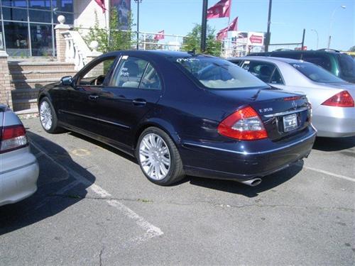 Mercedes-Benz E Class 2007 photo 1