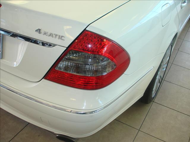 Mercedes-Benz E Class 2007 photo 5