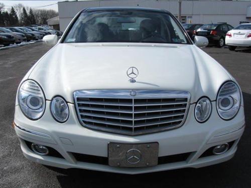 Mercedes-Benz E Class 2007 photo 1
