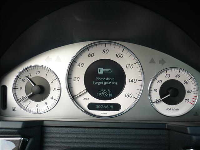 Mercedes-Benz E Class 2007 photo 2