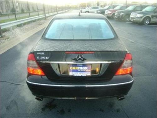 Mercedes-Benz E Class 2007 photo 4