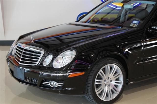 Mercedes-Benz E Class 2007 photo 4