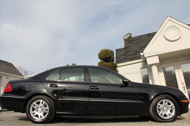 Mercedes-Benz E Class 2007 photo 5