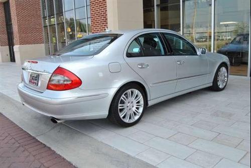 Mercedes-Benz E Class 2007 photo 2
