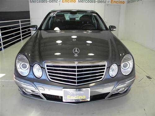 Mercedes-Benz E Class 2007 photo 1
