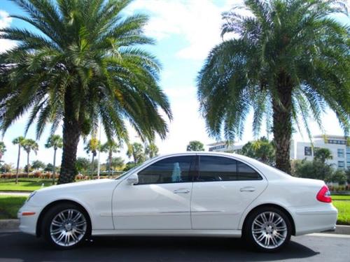 Mercedes-Benz E Class Srt-8 Other