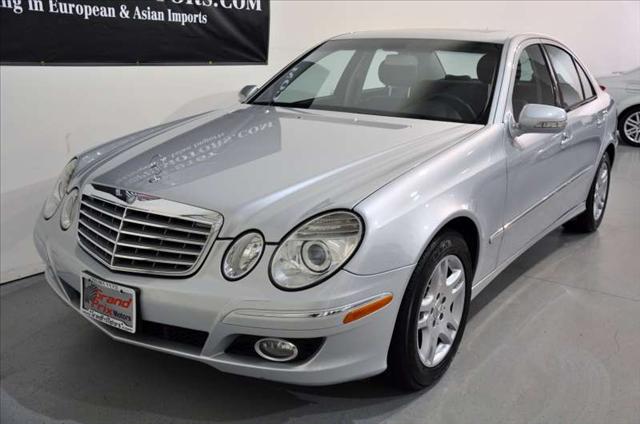 Mercedes-Benz E Class 2007 photo 1