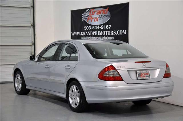 Mercedes-Benz E Class 2007 photo 3