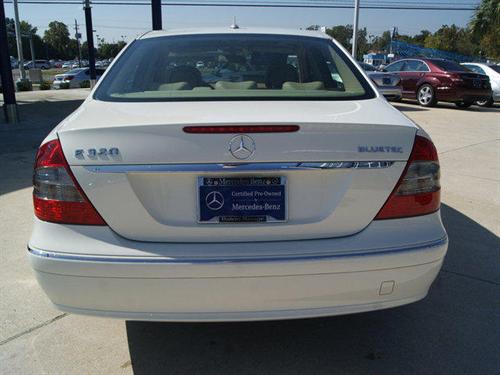 Mercedes-Benz E Class 2007 photo 5