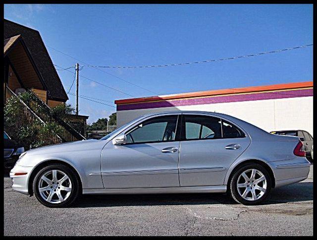 Mercedes-Benz E Class 2007 photo 3