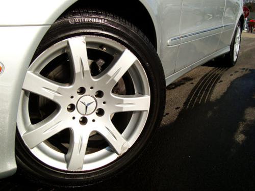 Mercedes-Benz E Class 2007 photo 1